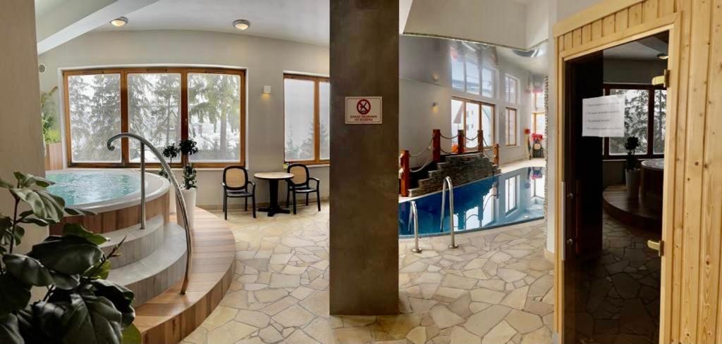Apartament Rysy Apartamentyzakopianskie Basen Sauna Jacuzzi زاكوباني المظهر الخارجي الصورة
